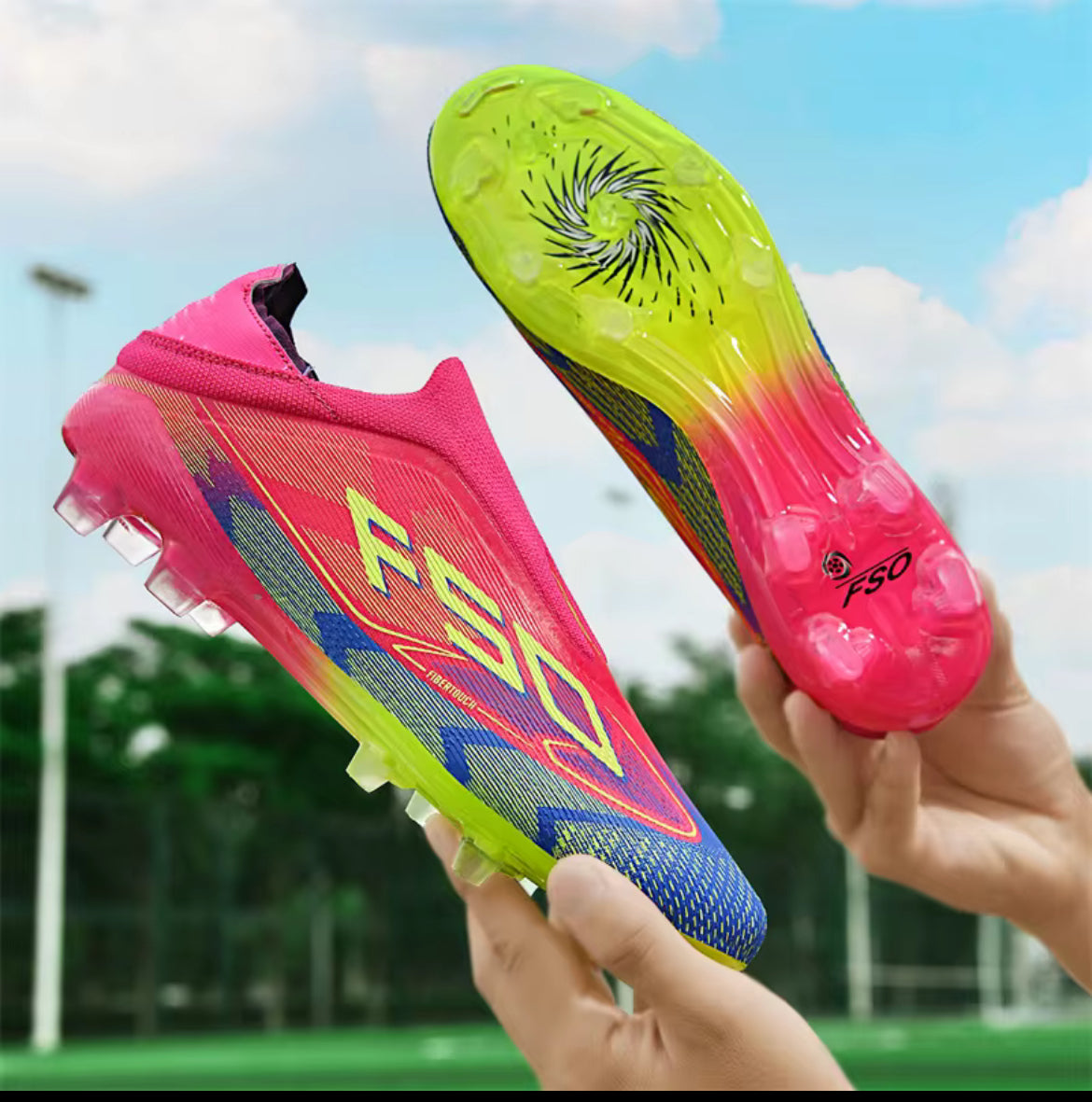 New unisex Sports shoes football soccer